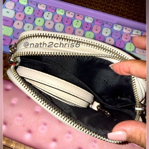 Coach x Coachella Fire Dance Leather Camera/Crossbody Bag. Lmt. Ed. (Vary rare) - Picture 11 of 16